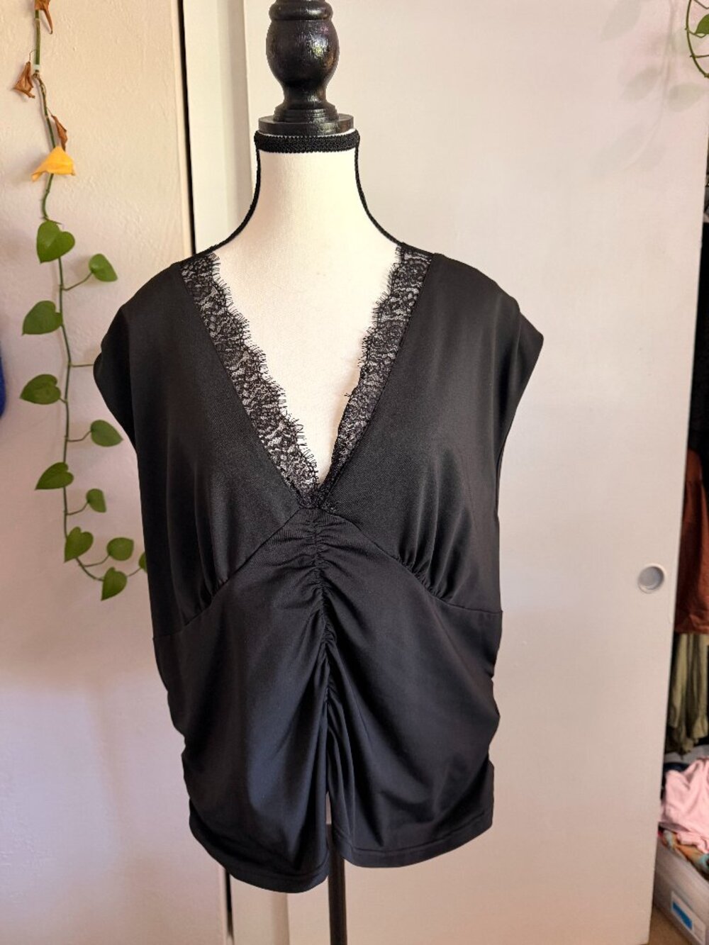 SHEIN Women's Black Blouse